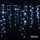 Cortina de Luzes LED Natalinas – Encanto e Magia para sua Casa